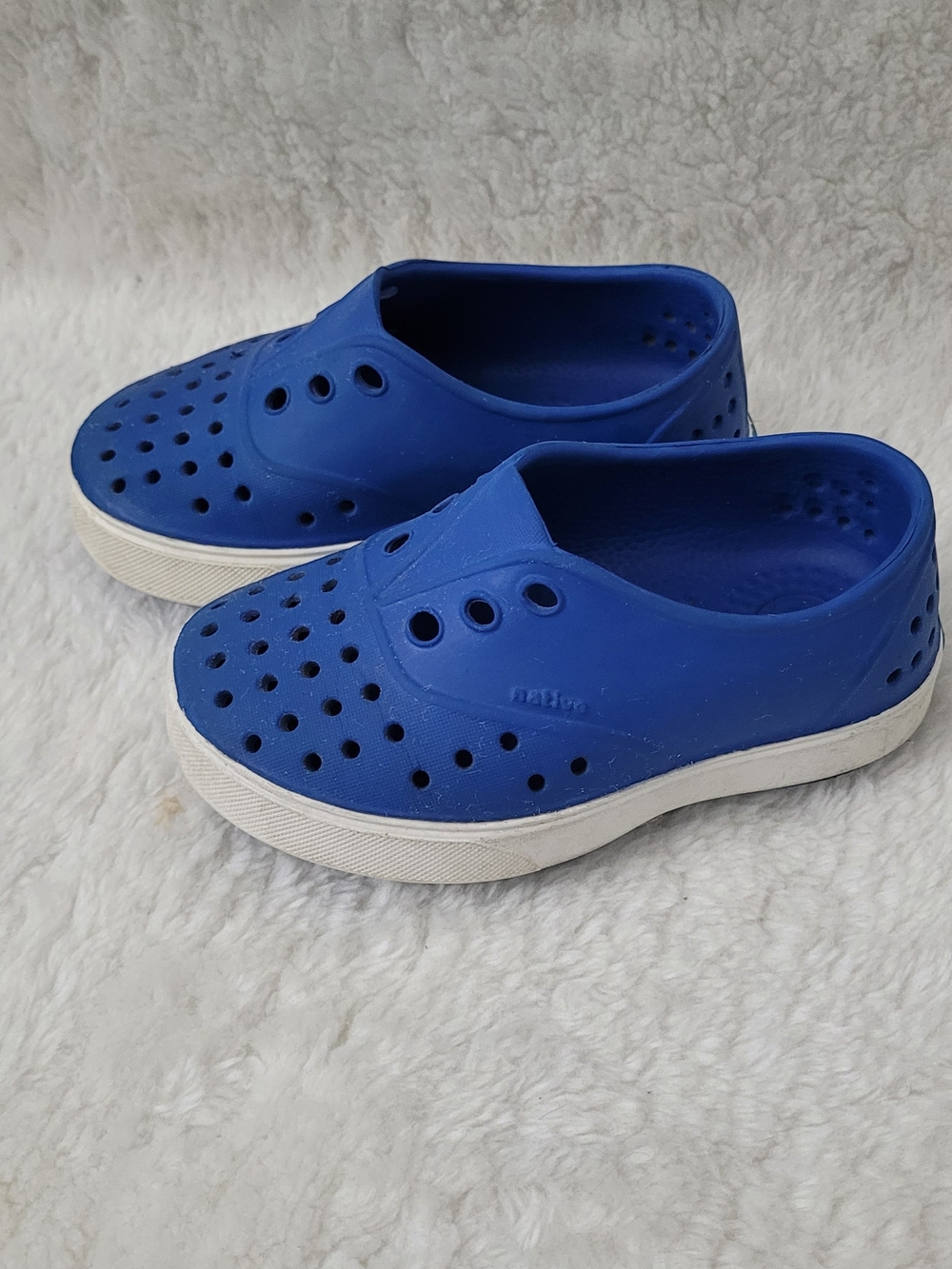 Kids Native Slip-On